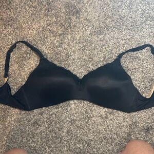 38c Maidenform Wireless Black Lace Trim Bra